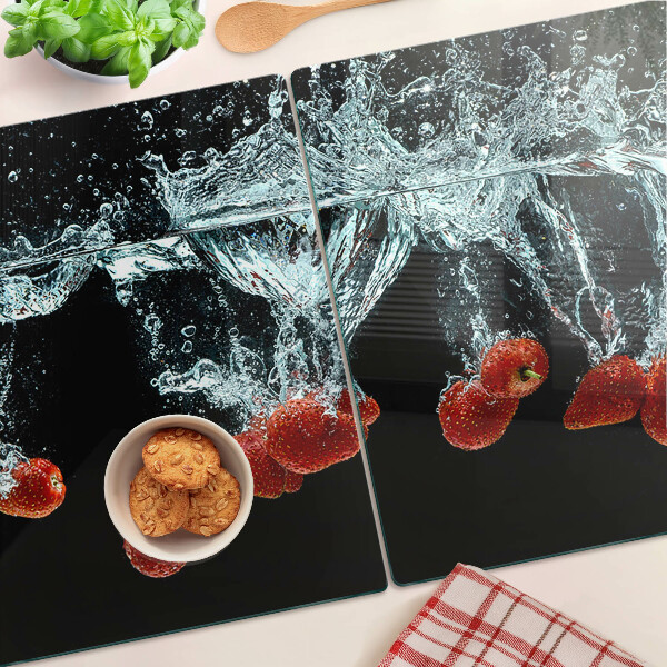 Snijplanken glas Aardbeien in water