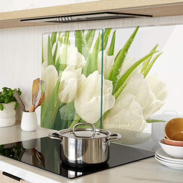 Snijplanken van glas Tulpen in waterdruppels