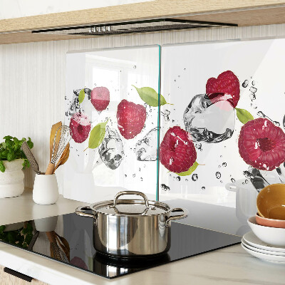 Snijplanken van glas Aardbeien met ijs