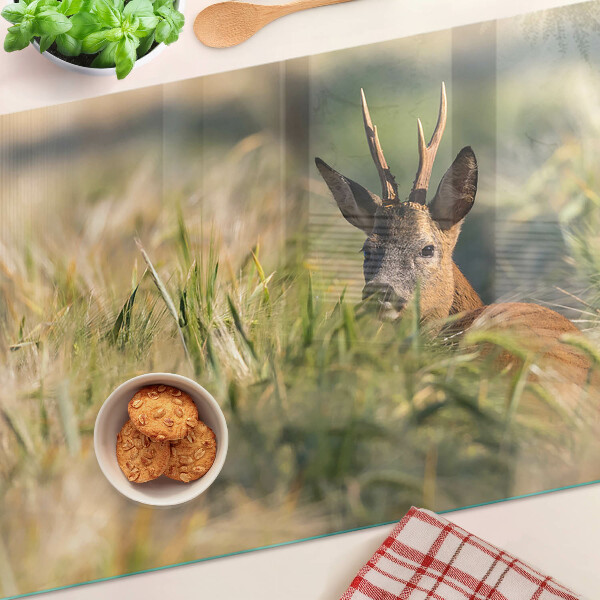 Snijplanken glas Een reekalfje in het veld