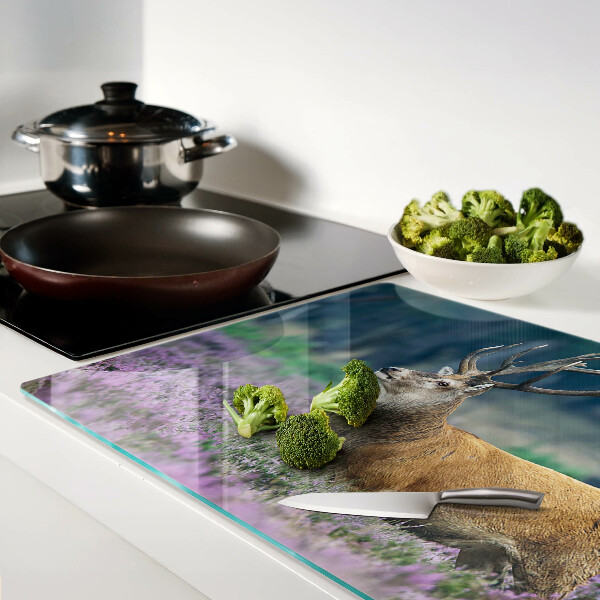 Snijplanken van glas Herten in een lavendellandschap