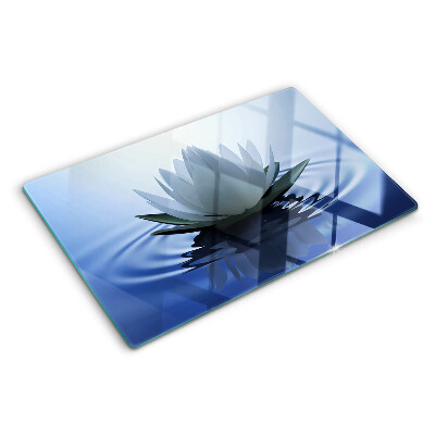 Snijplanken glas Waterlelie op een waterachtergrond