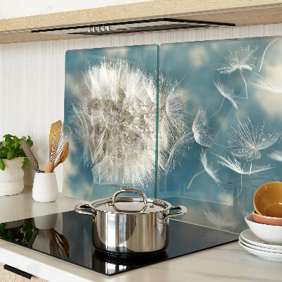 Snijplanken van glas Paardenbloemen tegen de hemel