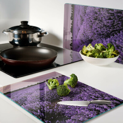 Snijplanken van glas Een lavendelveld in volle bloei.