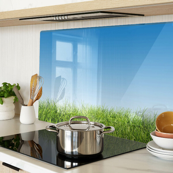 Snijplanken glas Groene weide onder een blauwe hemel