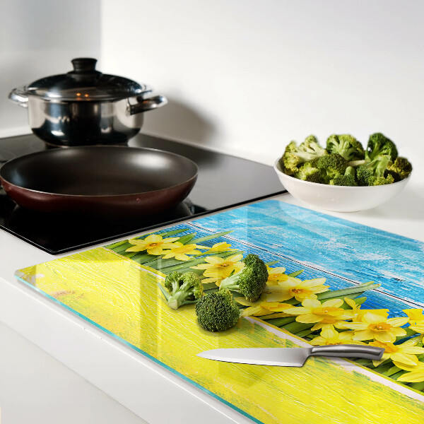 Snijplanken glas Narcissenbloemen tegen de hemel