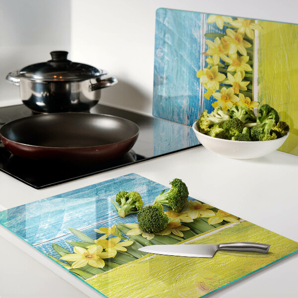 Snijplanken glas Narcissenbloemen tegen de hemel