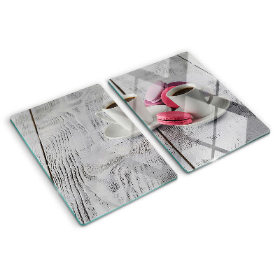 Snijplanken glas Koffie en macarons op een houten achtergrond.