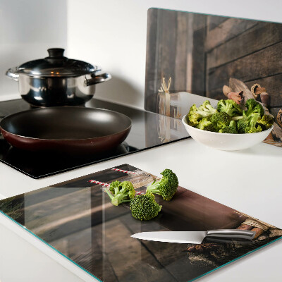 Glazen snijplanken Potten met drankjes op een houten achtergrond