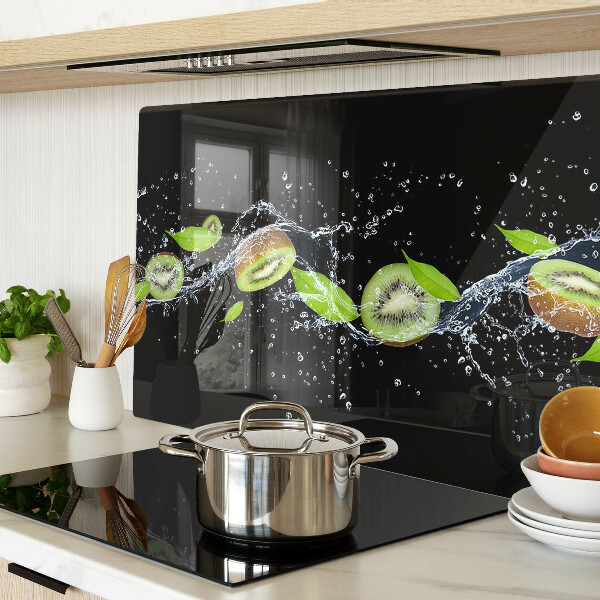 Snijplanken glas Kiwi in water met bladeren