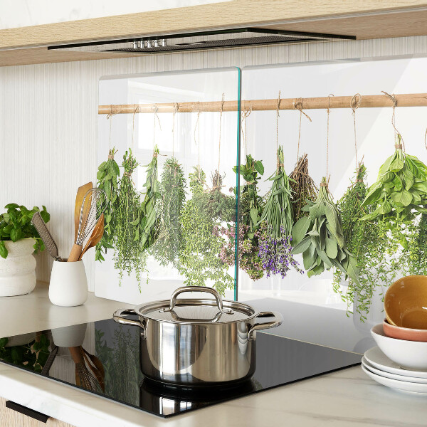 Glazen snijplanken Gedroogde kruiden aan een touwtje