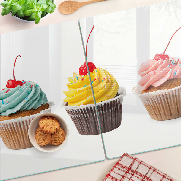 Snijplanken van glas Cupcake met slagroom en kers