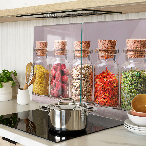 Glazen snijplanken Specerijen in glazen potten