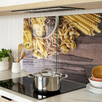 Glazen snijplanken Pasta en houten accenten