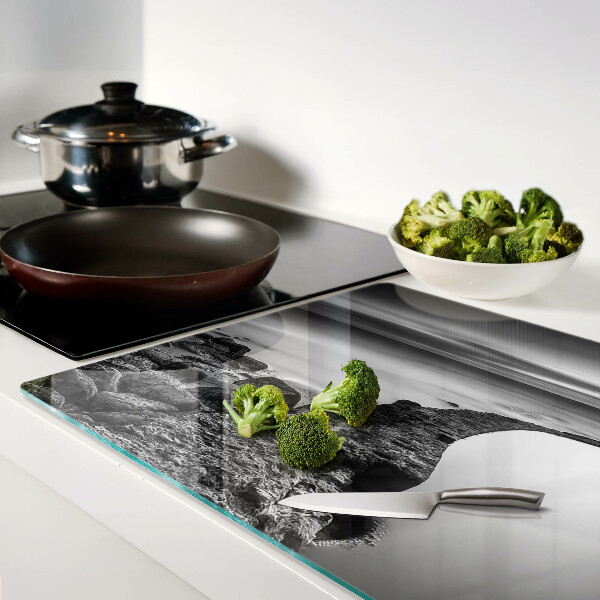 Glazen snijplanken Een kustlandschap in grijstinten