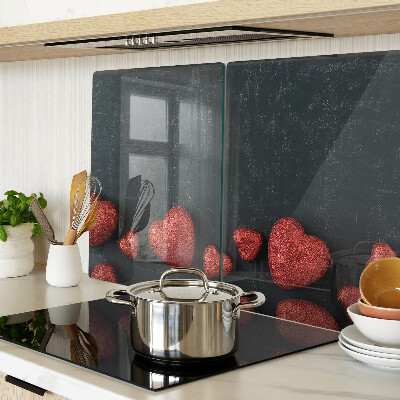 Glazen snijplanken Rode harten op een donkere achtergrond