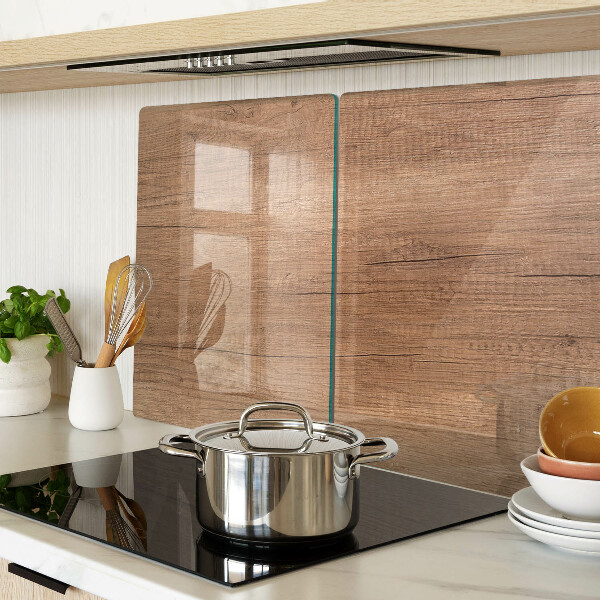 Snijplanken van glas Hout met weerspiegeling in het raam