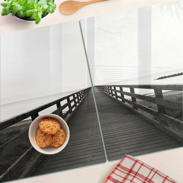 Snijplanken glas Houten brug over het water