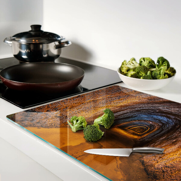 Glazen snijplanken Een tunnel in een grot met verlichting