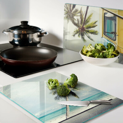 Snijplanken van glas Strand met palmbomen en een auto