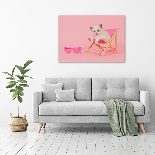 Foto in plexiglas Kat op een ligstoel