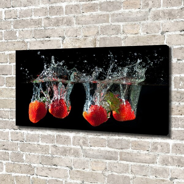 Canvas schilderij Aardbeien onder water