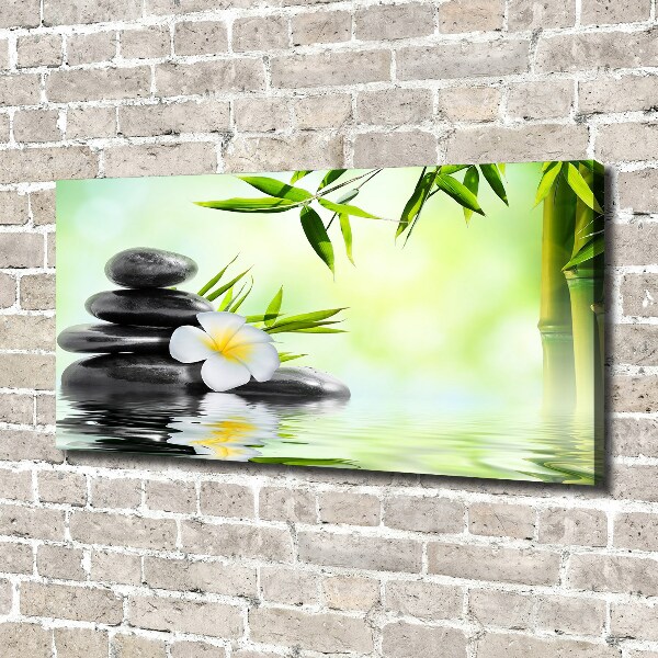 Canvas foto Plumeria en bamboe