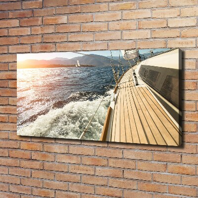 Foto op canvas Een zeilboot op zee