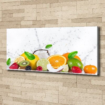 Canvas foto Fruit en water