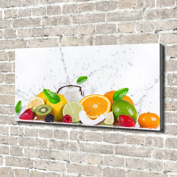 Canvas foto Fruit en water