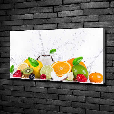 Canvas foto Fruit en water