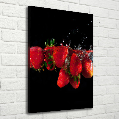 Verticale foto op canvas Aardbeien in water