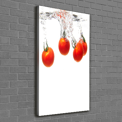 Verticale foto op canvas Tomaten onder water