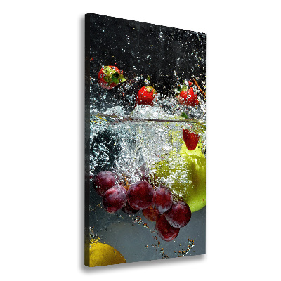 Verticale foto op canvas Fruit onder water
