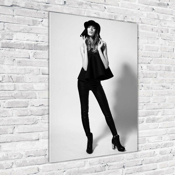 Verticale foto op glas Vrouw in het zwart