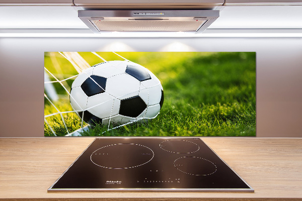 Spatscherm keuken De bal ligt in het doel.