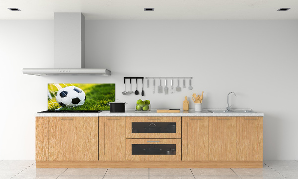 Spatscherm keuken De bal ligt in het doel.