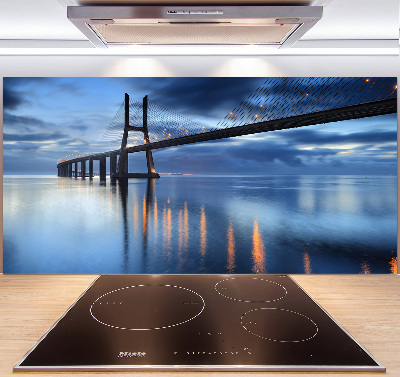 Spatscherm keuken Verlichte brug