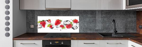 Spatplaat keuken Aardbeien en water