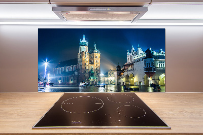 Spatplaat keuken Krakau bij nacht