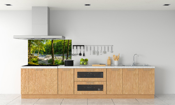 Spatscherm keuken Rivier in het bos