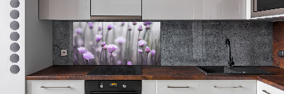 Glazen achterwand keuken Bieslookbloemen