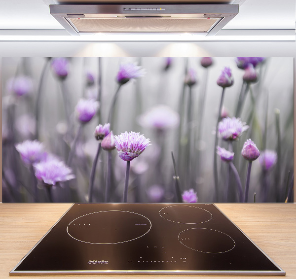 Glazen achterwand keuken Bieslookbloemen