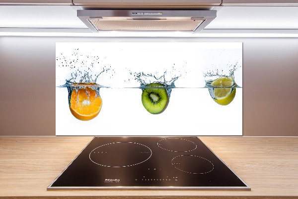 Glazen achterwand keuken Fruit onder water
