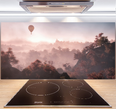 Glazen achterwand keuken Ballonvaart boven het bos