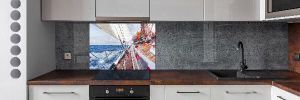 Spatscherm keuken Een zeilboot op zee