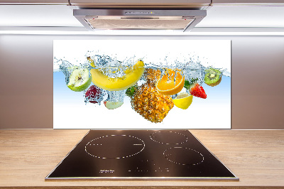 Glazen achterwand keuken Fruit onder water