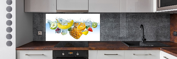 Glazen achterwand keuken Fruit onder water