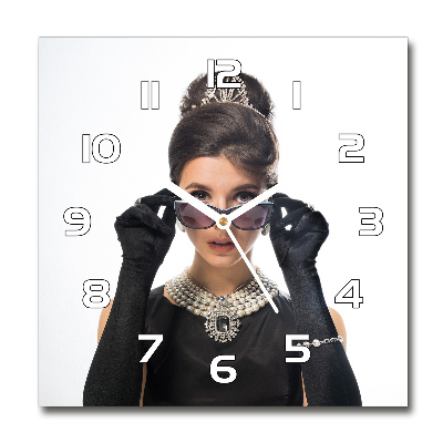 Vierkante glazen wandklok Vrouw met bril