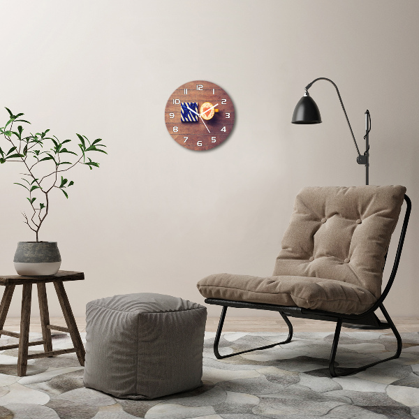 Ronde glazen wandklok Koffie en een cadeautje